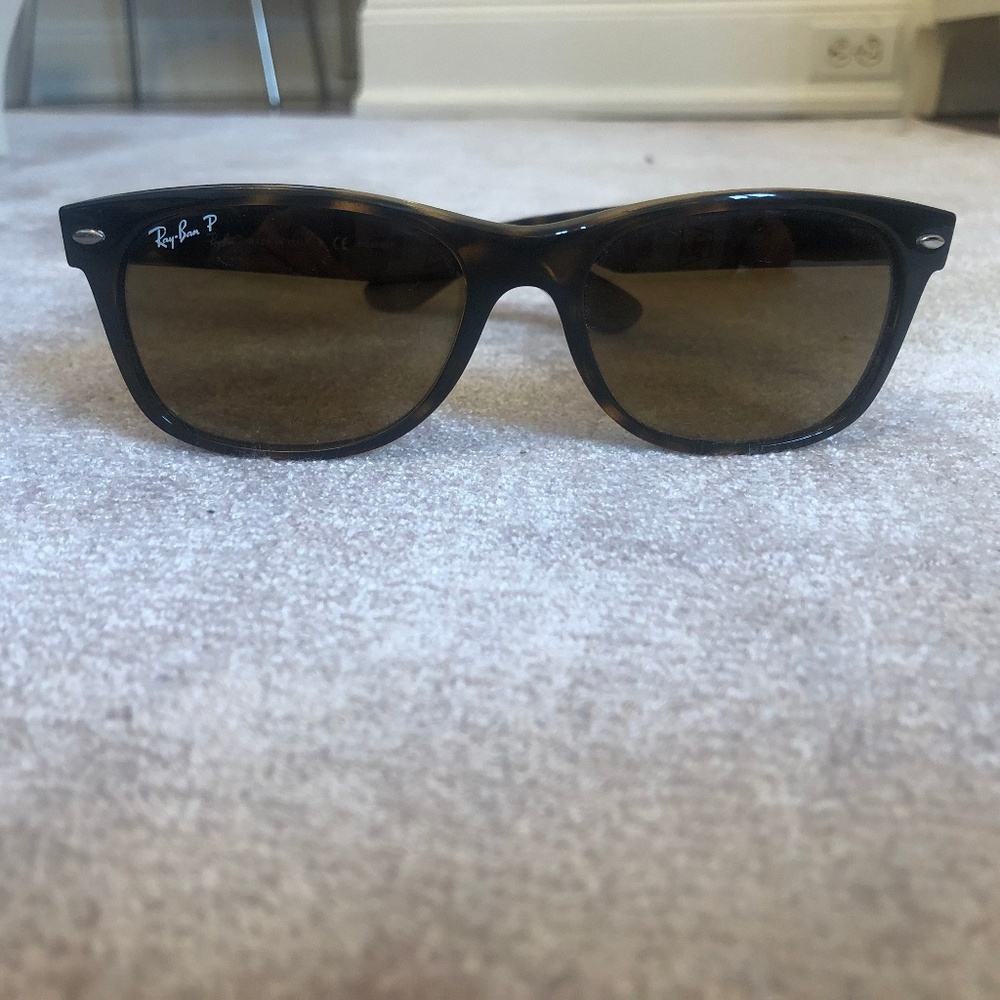 Ray-Ban Tortoise Shell Polarized Wayfarer